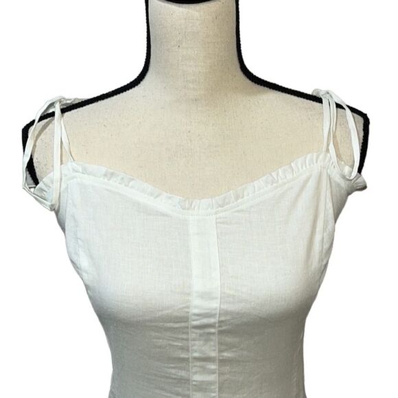 NY&Co Tie-Strap Preplum Sweetheart Neckline Blouse - Picture 5 of 11